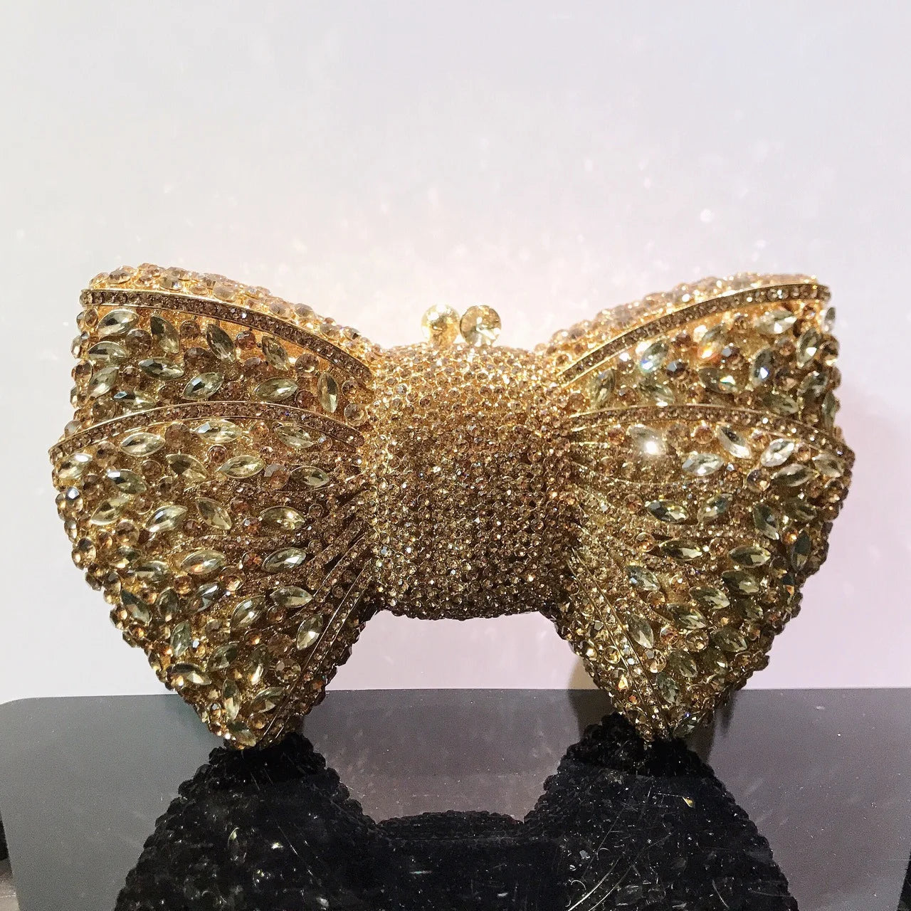 Women's Luxurious Jewel Embellished Bow Clutch Purse