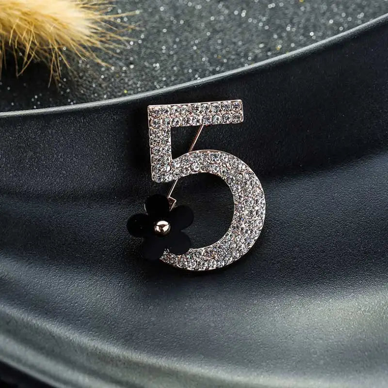 Full Rhinestone Number 5 Flower Brooch