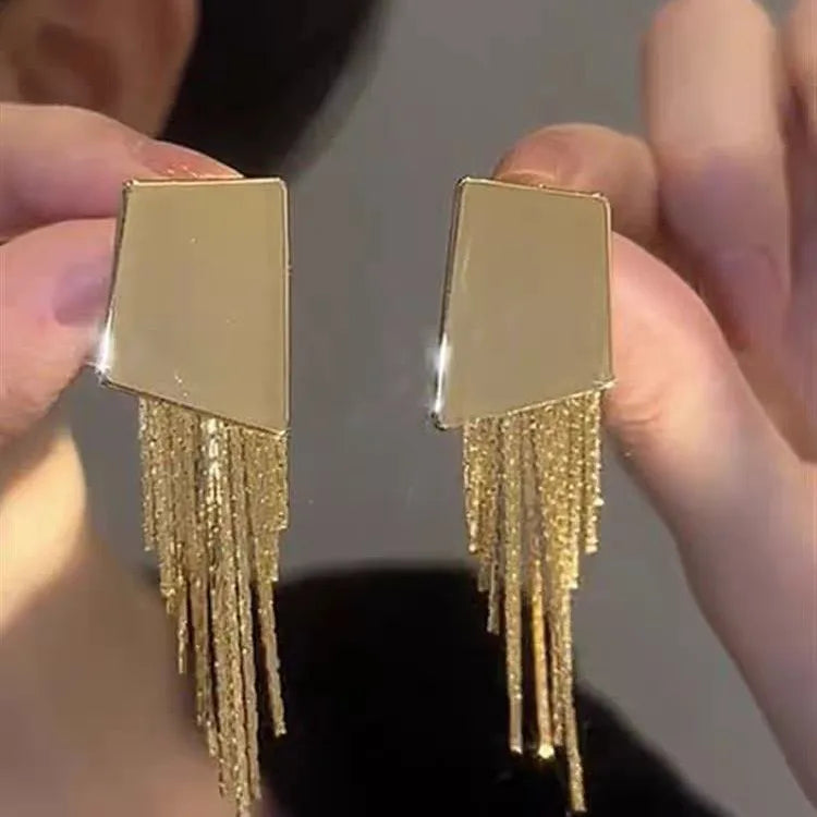 Women's Geometric irregular metal square tassel earrings