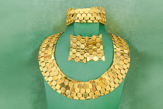 Italian Vintage Necklace Earring & Bracelet Set