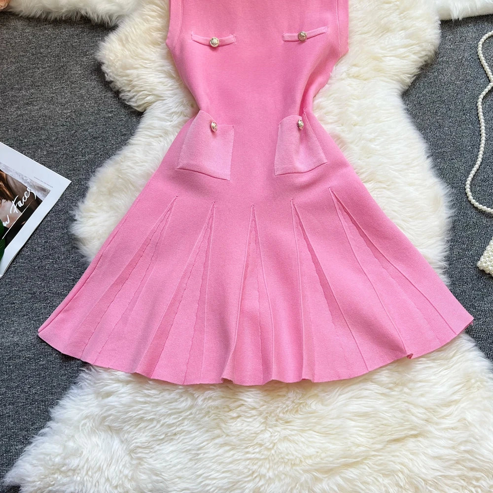 Pleated Scoop Neckline Slim Waist A-line Dress