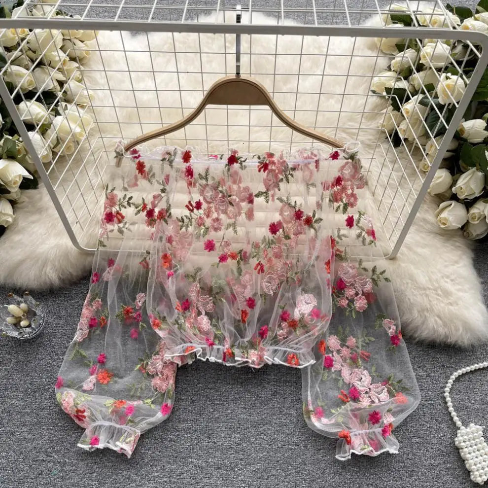 Elegant chiffon one-shoulder lace blouse with mesh embroidery, loose puffed sleeves, smock, long sleeves