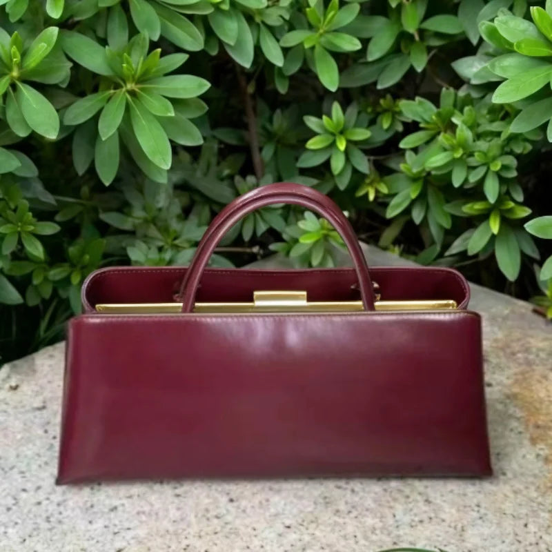 Luxury Leather Magnetic Clip Designer Shoulder Bag