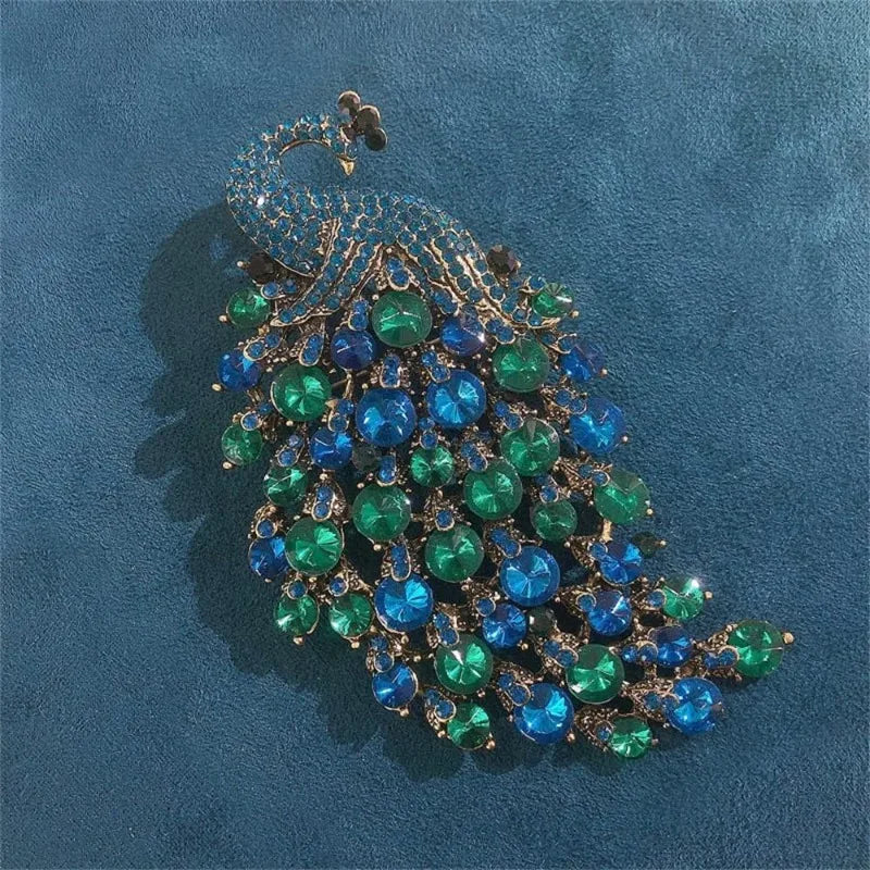 Women's Exquisite Rhinestone Peacock Brooch Pin