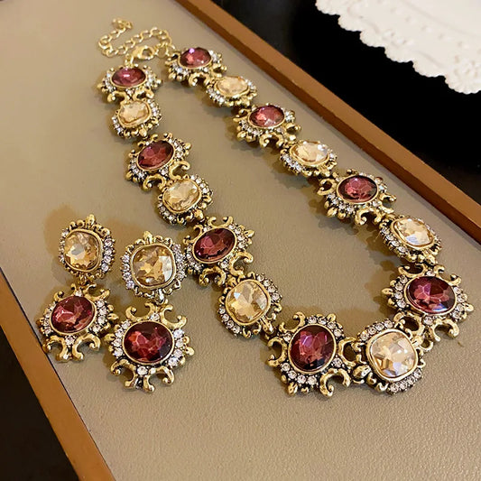 Extravagant Vintage 3pc Necklace & Earring Set