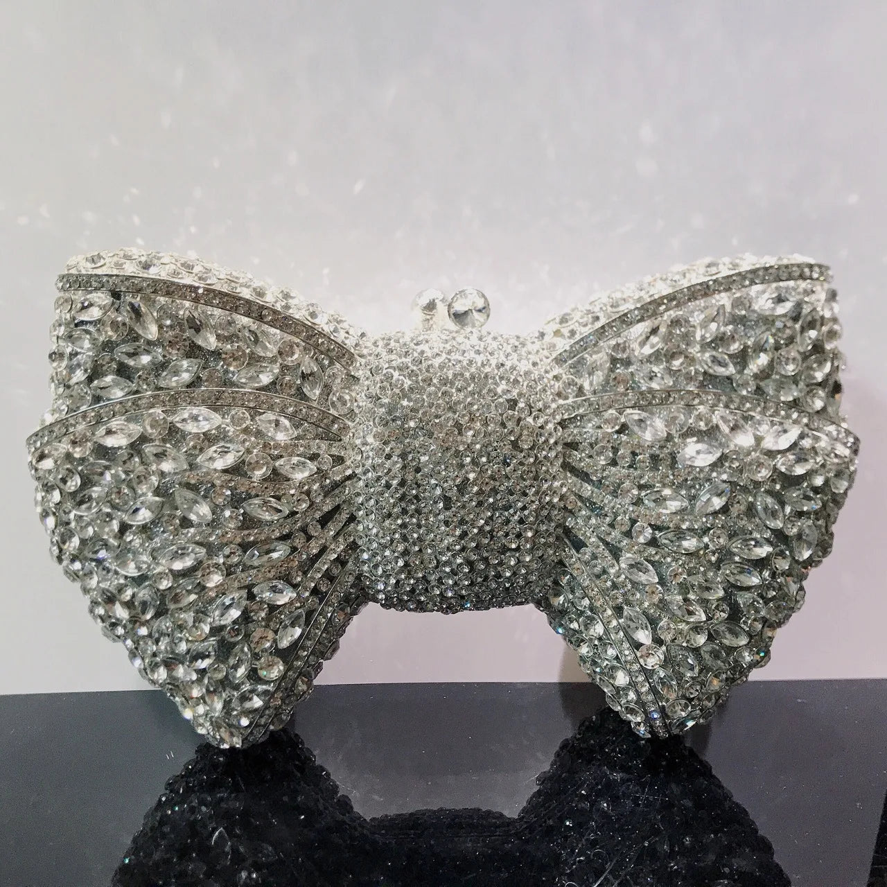Women's Luxurious Jewel Embellished Bow Clutch Purse