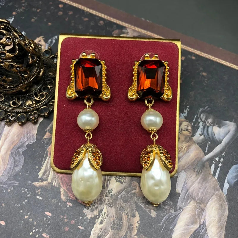 Classic Retro Vintage Rhinestone White Pearl Water Droplet Necklace Earring Set