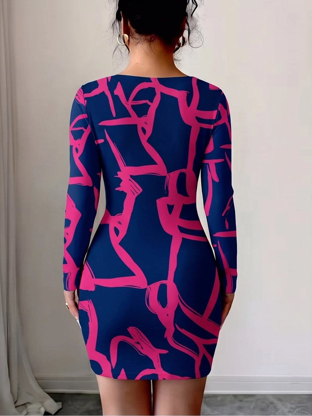 Women's Blue and Magneta Geometric Pattern Long Sleeve Slanted Collar BodyCon Dress