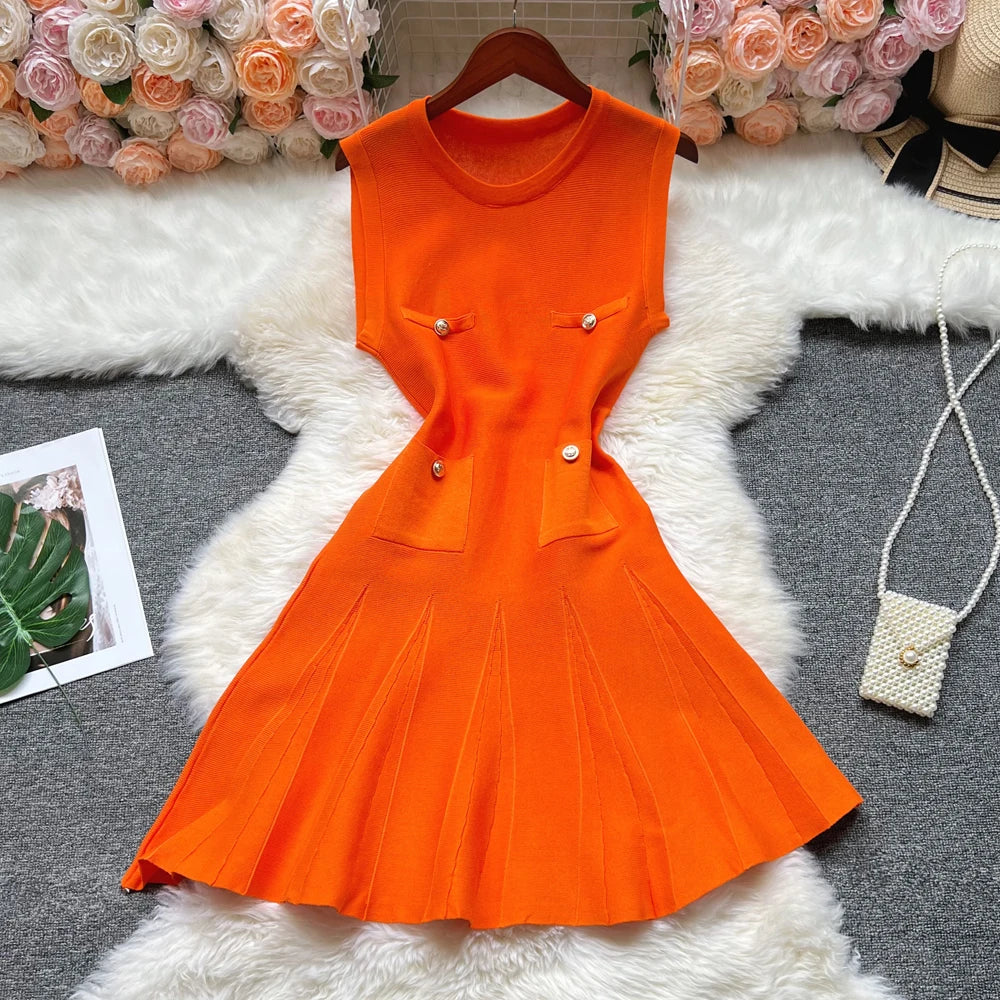 Pleated Scoop Neckline Slim Waist A-line Dress