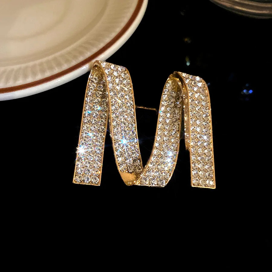 Dedicate Gold Color M Letter Full Rhinestone Brooch for Women