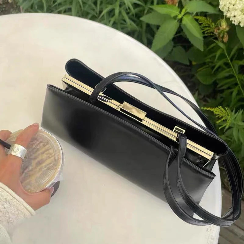 Luxury Leather Magnetic Clip Designer Shoulder Bag