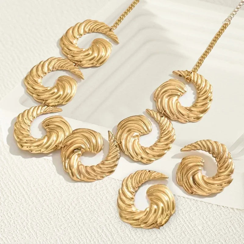 Vintage Spiral Pendant Chain Earring and Necklace Set