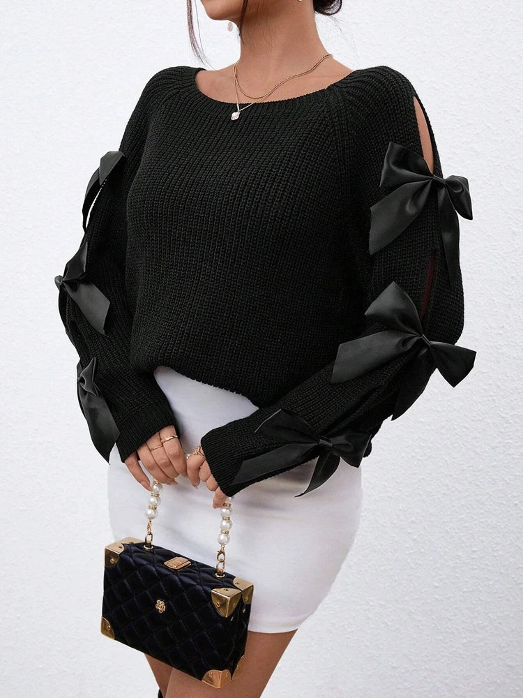 Women Designer Round Neck Long Sleeve Knitted Bow Tie Sweater