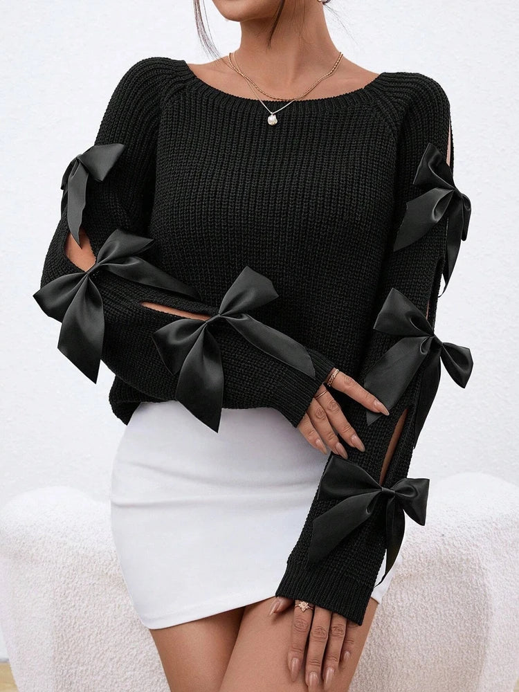 Women Designer Round Neck Long Sleeve Knitted Bow Tie Sweater