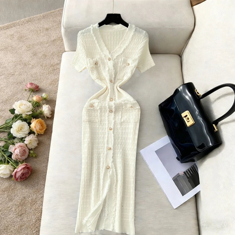 Short Sleeve Designer V-Neck Pearl Button Knitted Dress